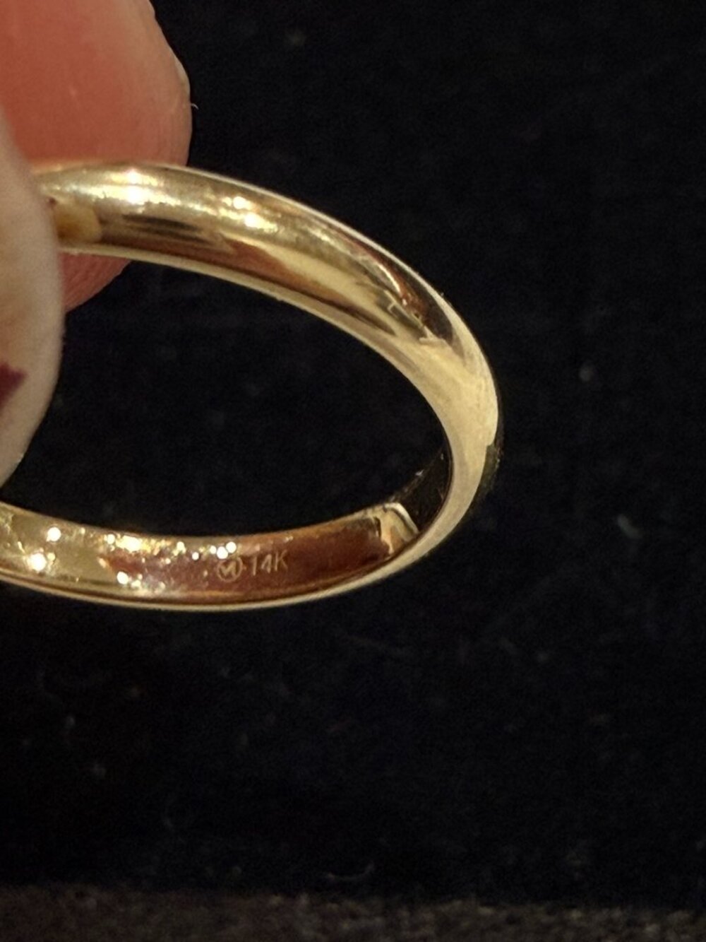 Mejuri 2mm 14k Solid Yellow Gold Curve Band Wedding Ring Sz 4 - Picture 3 of 4